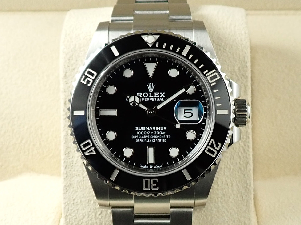 Rolex Submariner Date &lt;Warranty, Box, etc.&gt;