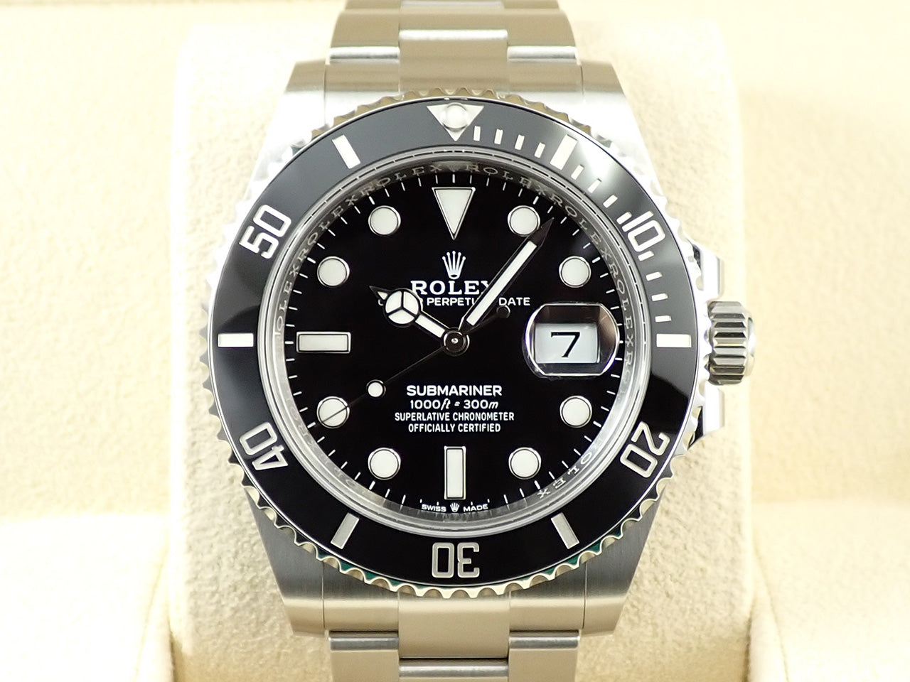 Rolex Submariner Date &lt;Warranty, Box, etc.&gt;