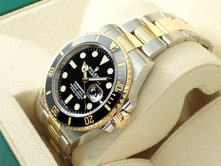 Rolex Submariner Date <Warranty, Box, etc.>