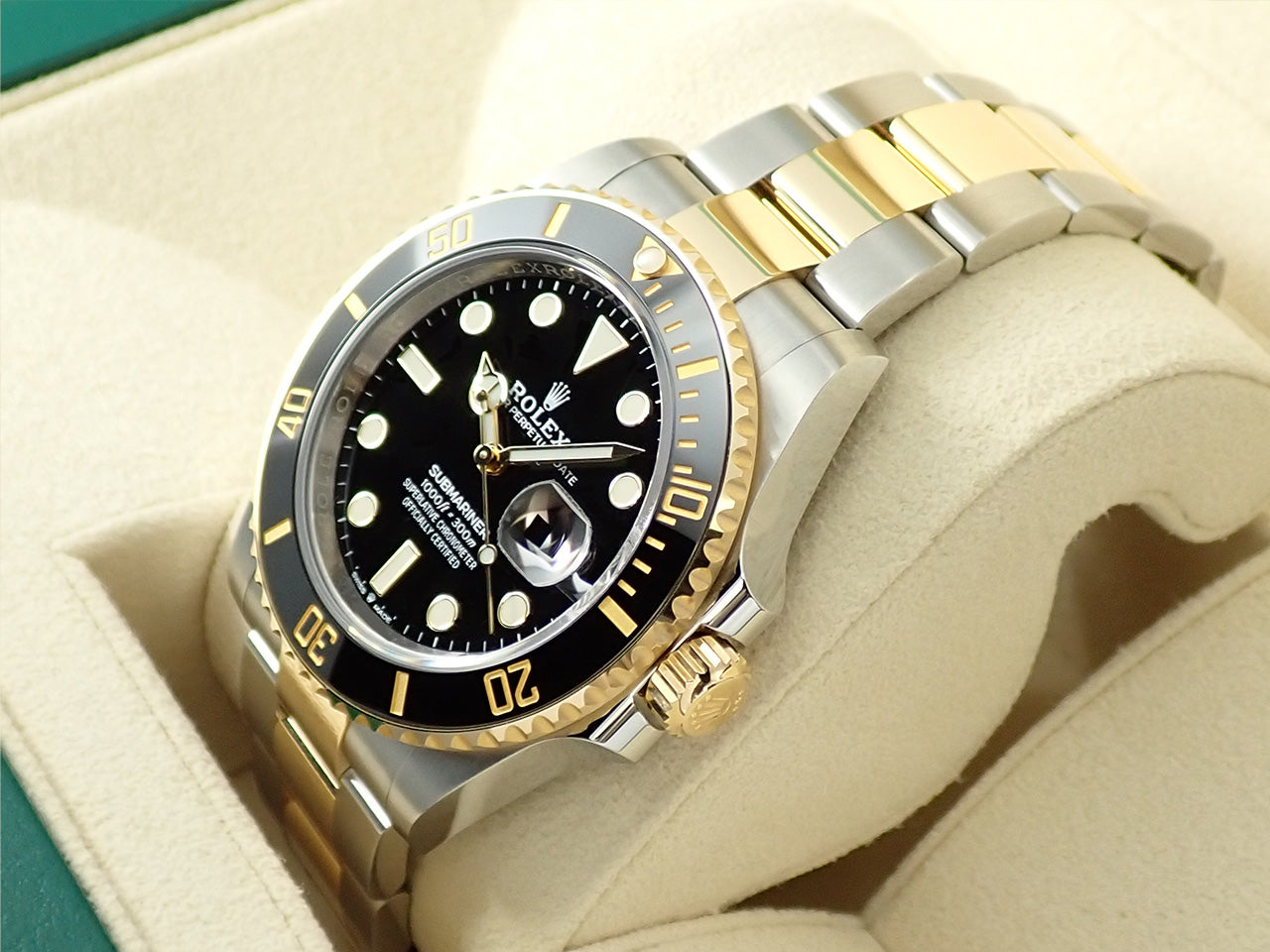 Rolex Submariner Date &lt;Warranty, Box, etc.&gt;