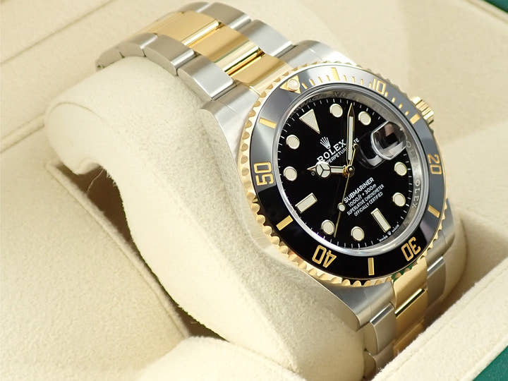 Rolex Submariner Date <Warranty, Box, etc.>