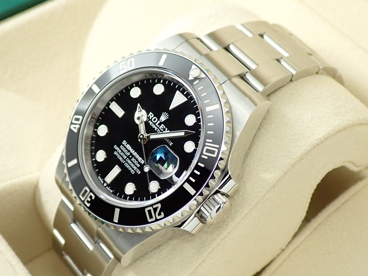 Rolex Submariner Date &lt;Warranty, Box, etc.&gt;