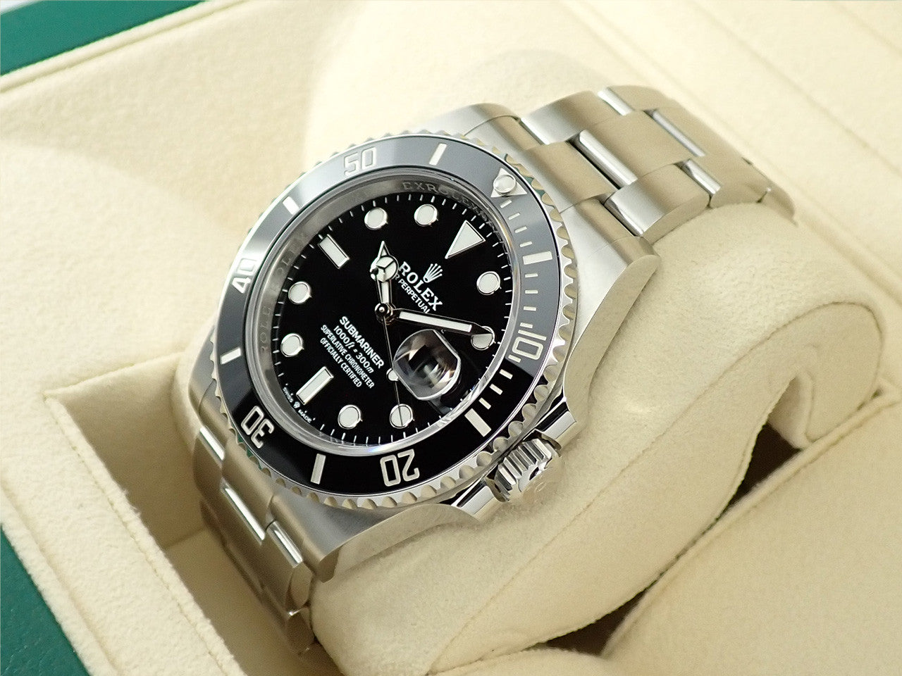 Rolex Submariner Date &lt;Warranty, Box, etc.&gt;