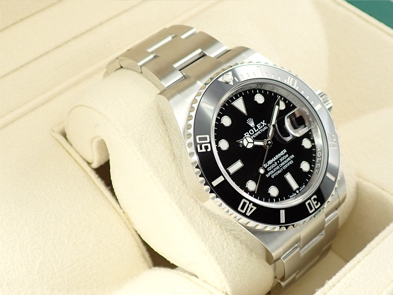 Rolex Submariner Date &lt;Warranty, Box, etc.&gt;