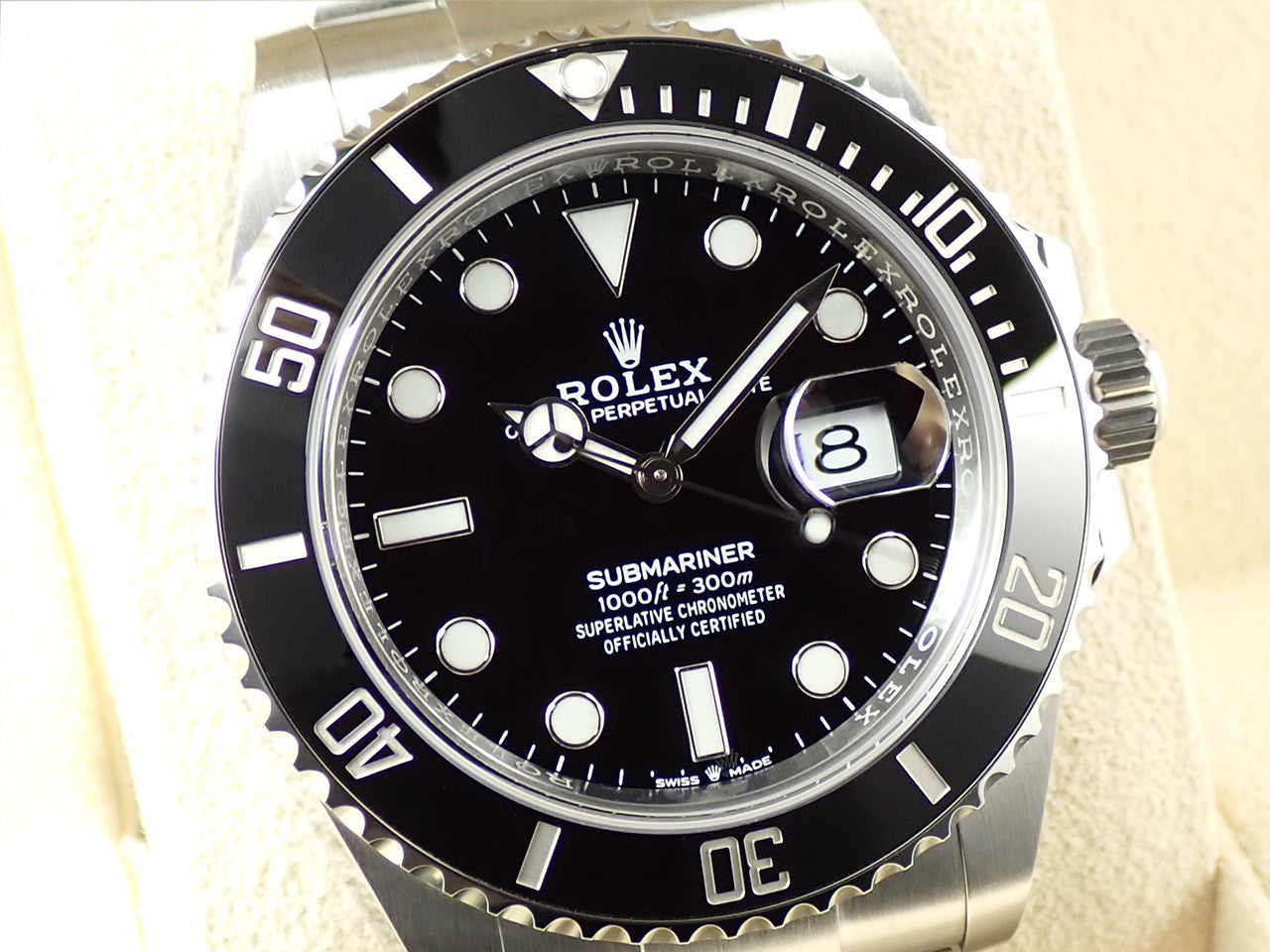 Rolex Submariner Date &lt;Warranty, Box, etc.&gt;