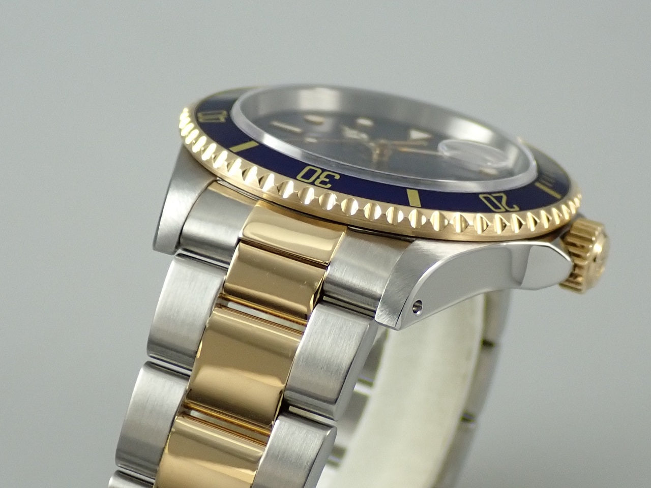 Rolex Submariner Date &lt;Warranty and Box&gt;