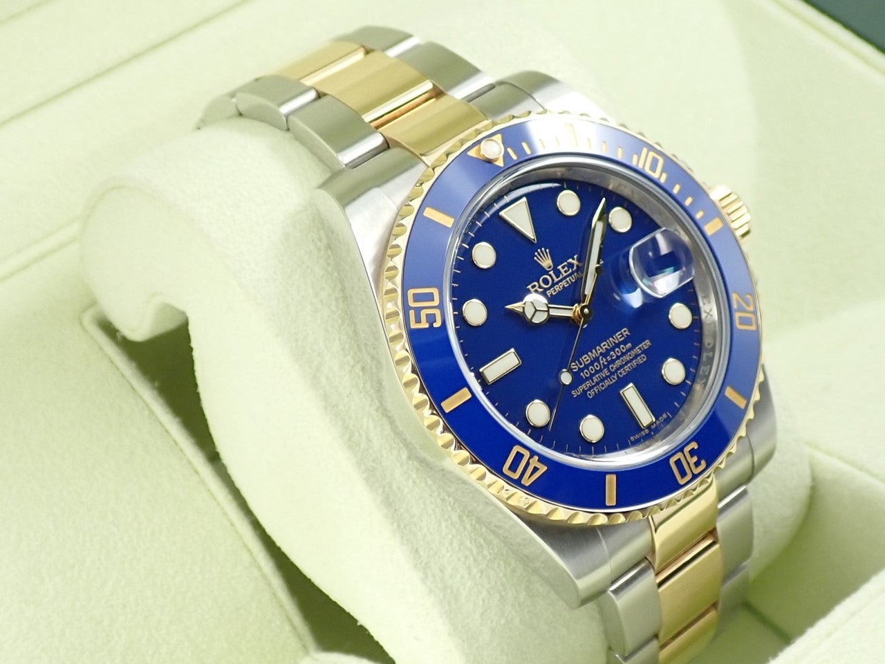 Rolex Submariner Date &lt;Warranty, Box, etc.&gt;