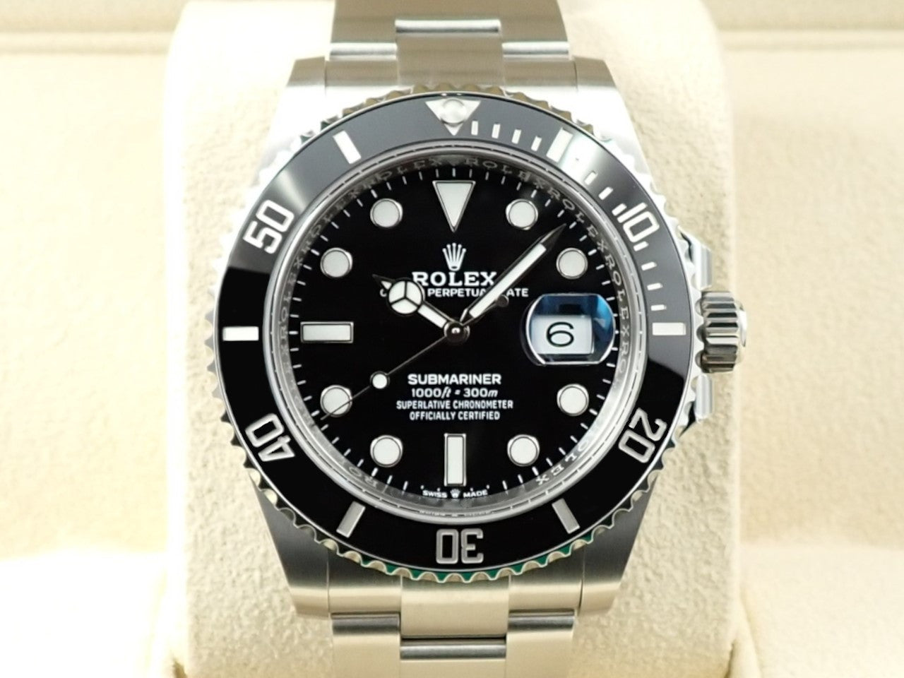 Rolex Submariner Date &lt;Warranty, Box, etc.&gt;