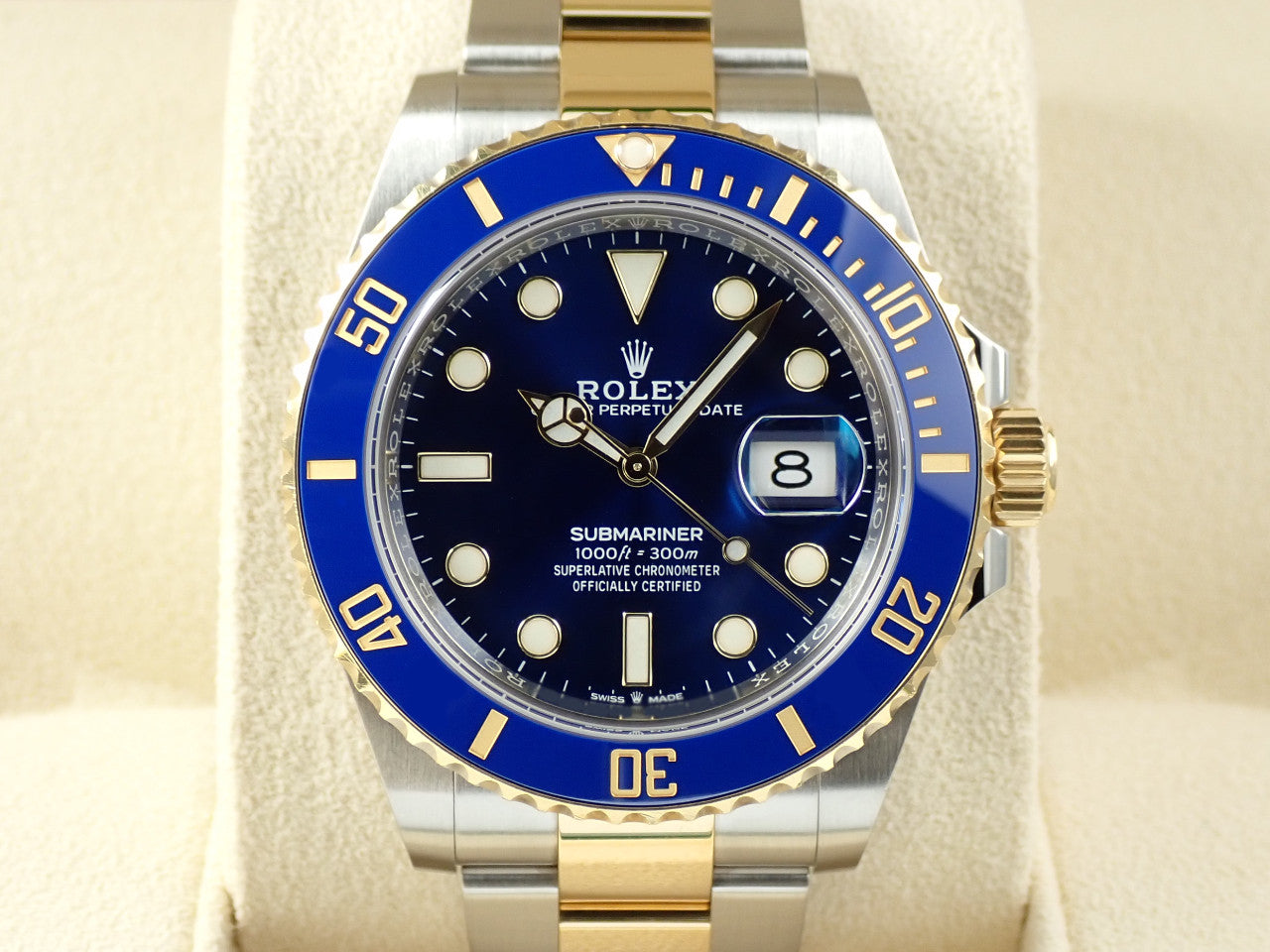 Rolex Submariner Date &lt;Warranty, Box, etc.&gt;