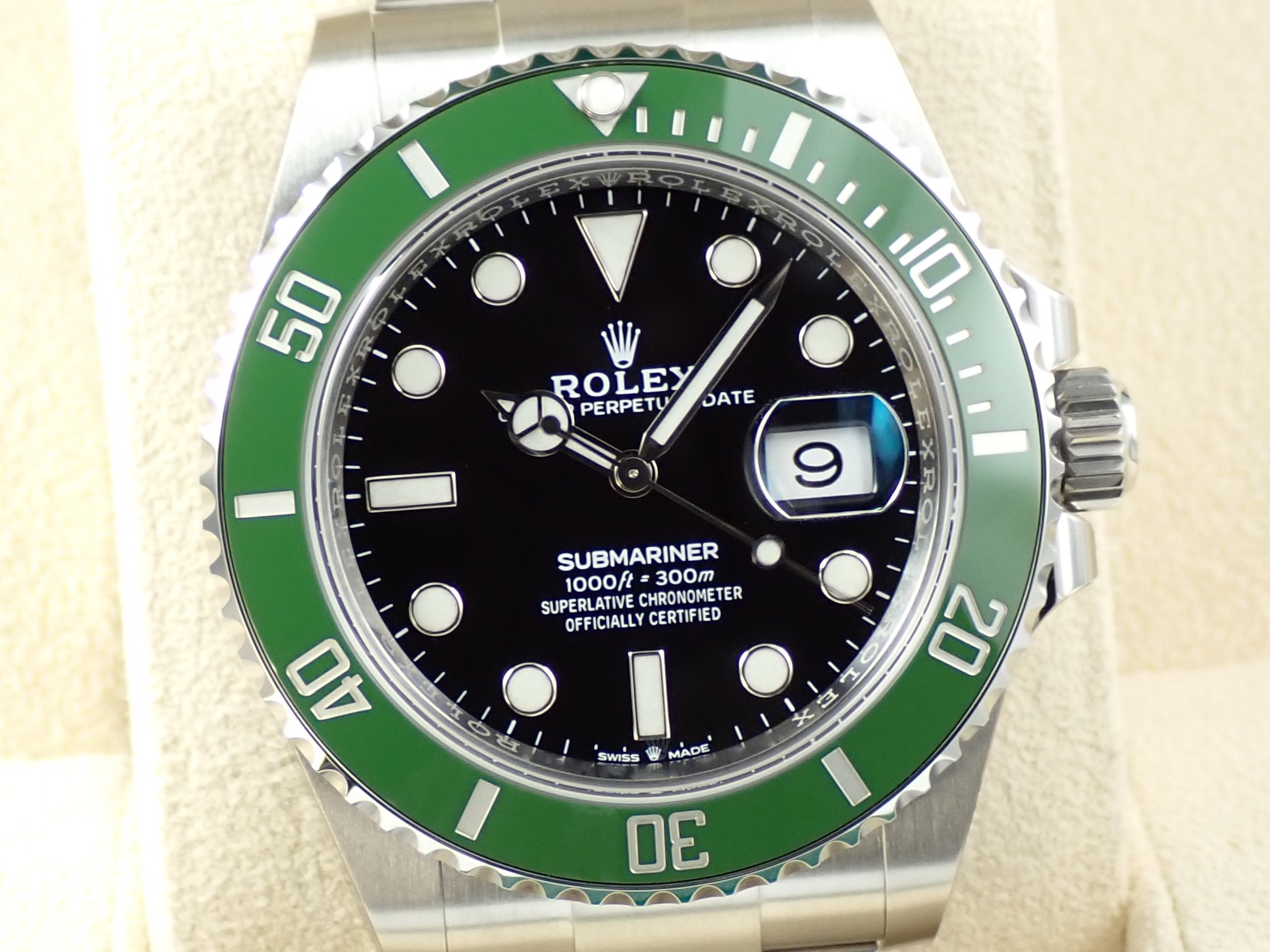 Rolex Submariner Date &lt;Warranty, Box, etc.&gt;