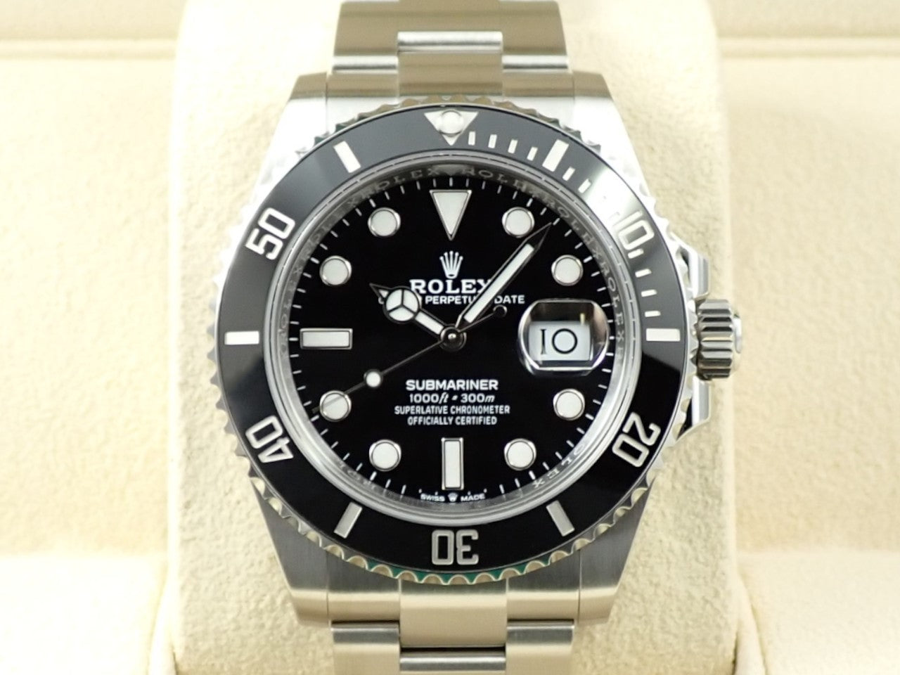 Rolex Submariner Date &lt;Warranty, Box, etc.&gt;