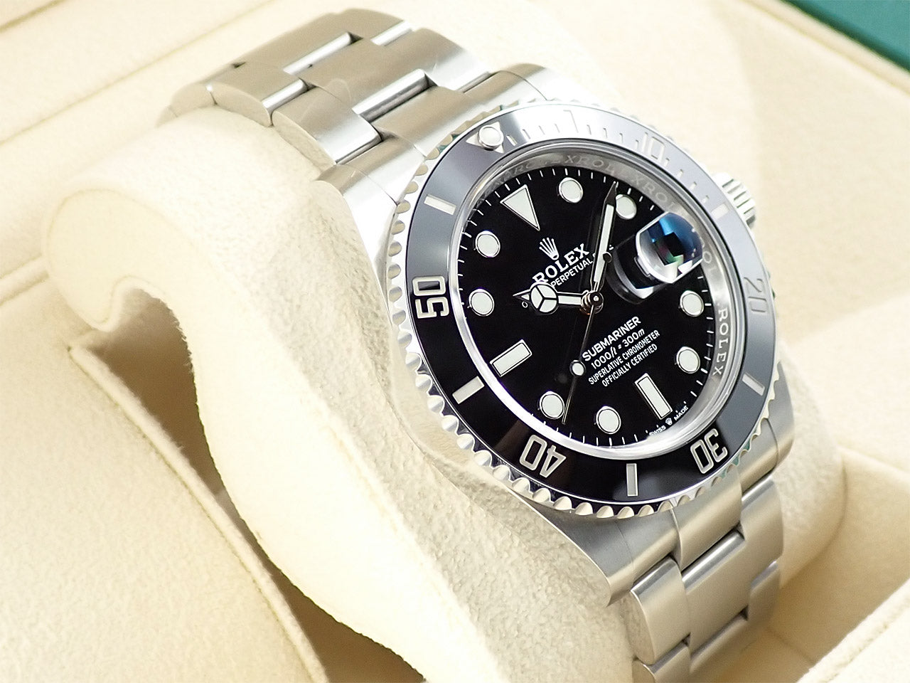 Rolex Submariner Date &lt;Warranty, Box, etc.&gt;