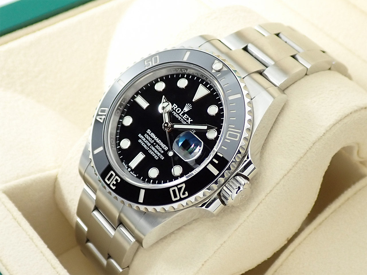 Rolex Submariner Date &lt;Warranty, Box, etc.&gt;