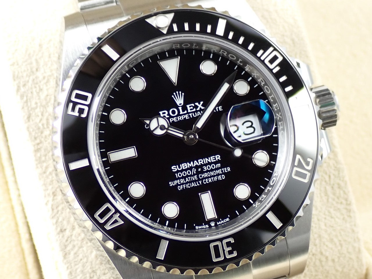 Rolex Submariner Date &lt;Warranty, Box, etc.&gt;