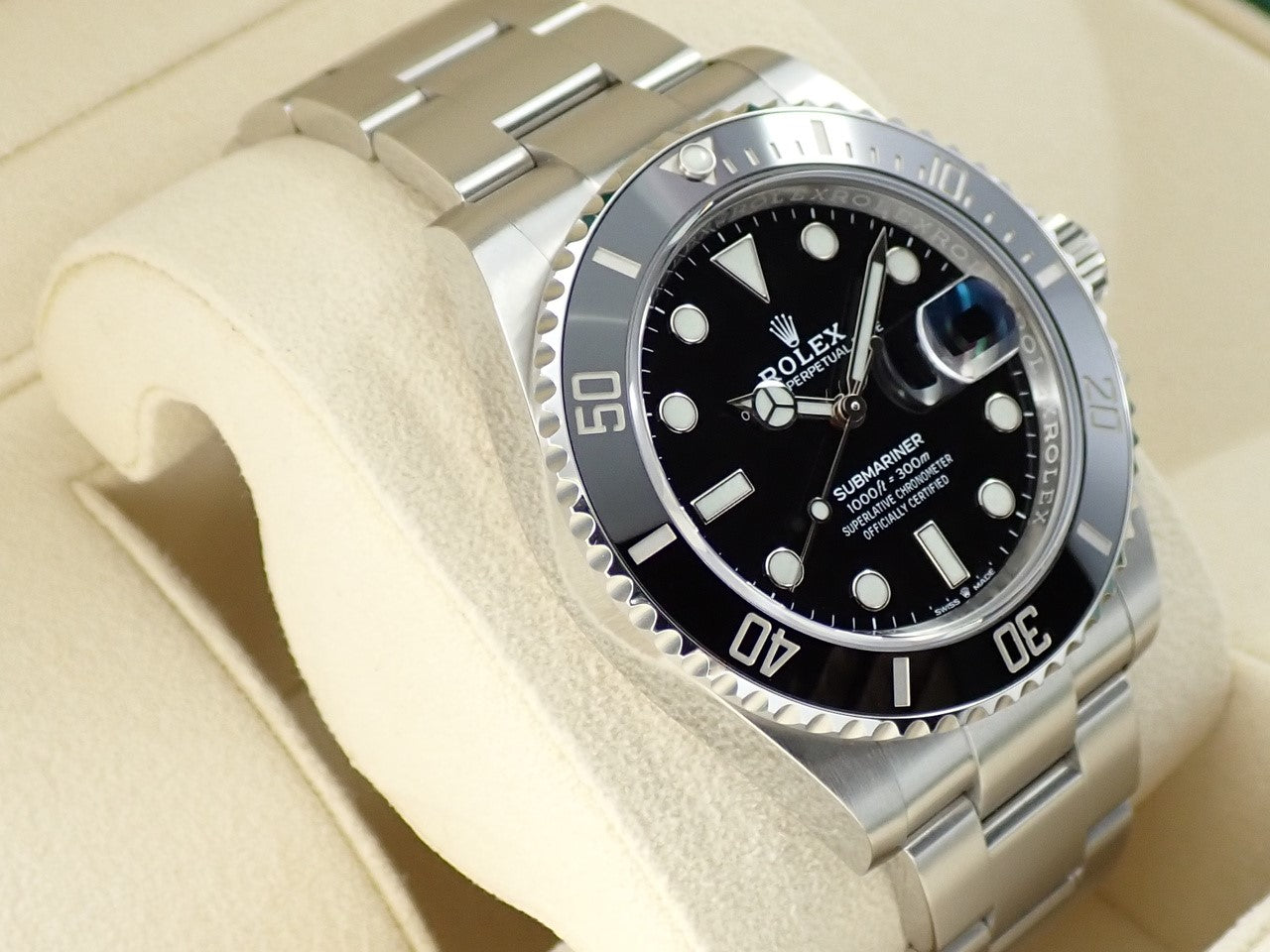 Rolex Submariner Date &lt;Warranty, Box, etc.&gt;