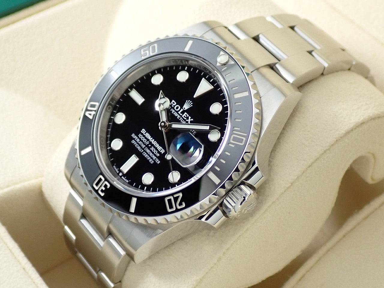 Rolex Submariner Date &lt;Warranty, Box, etc.&gt;