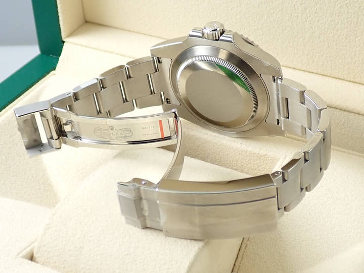 Rolex Submariner Date <Warranty, Box, etc.>