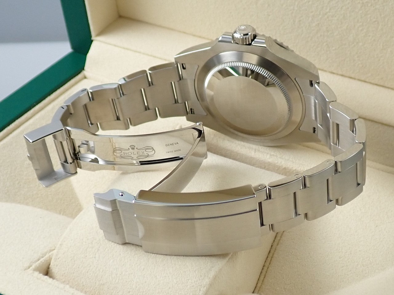 Rolex Submariner Date &lt;Warranty, Box, etc.&gt;