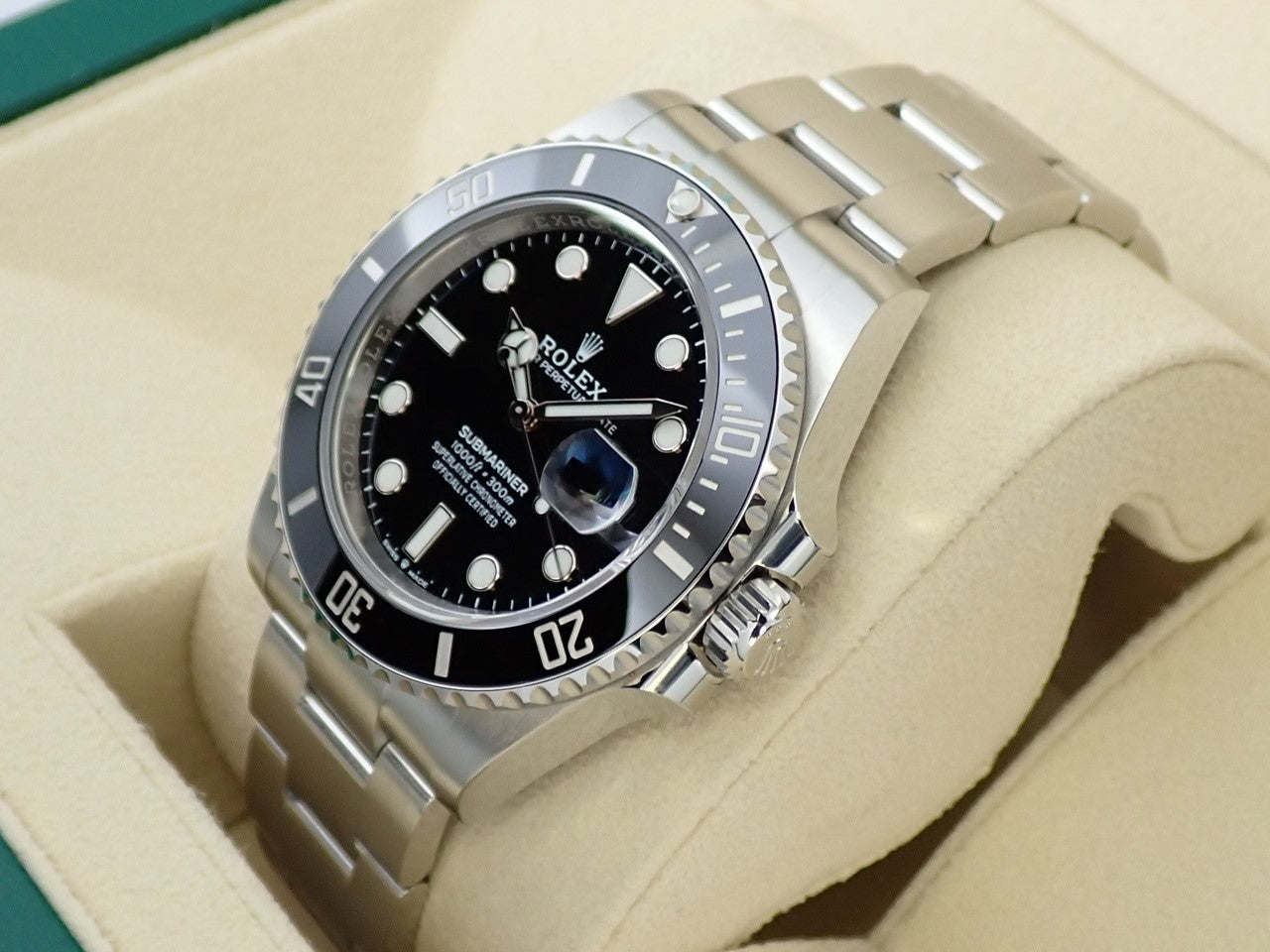 Rolex Submariner Date &lt;Warranty, Box, etc.&gt;