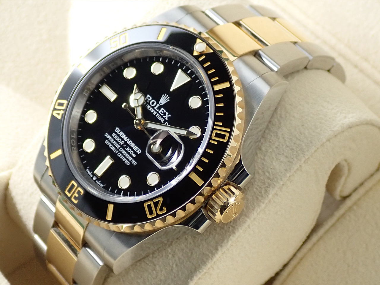 Rolex Submariner Date &lt;Warranty, Box, etc.&gt;