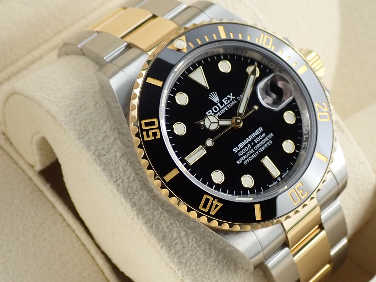 Rolex Submariner Date &lt;Warranty, Box, etc.&gt;