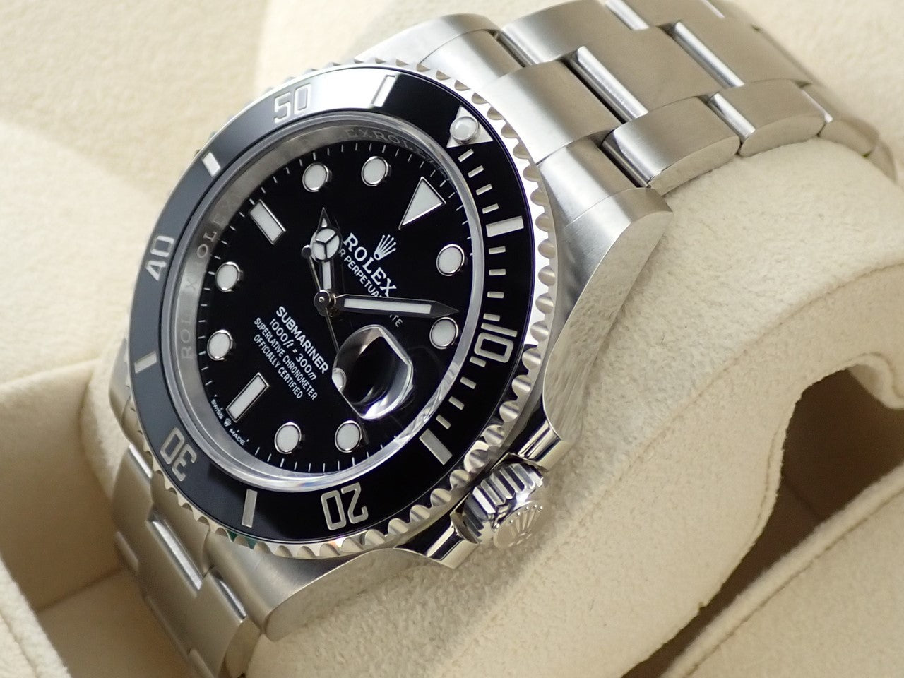 Rolex Submariner Date &lt;Warranty, Box, etc.&gt;