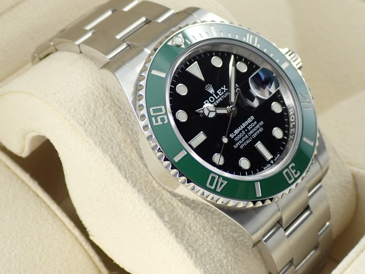 Rolex Submariner Date &lt;Warranty, Box, etc.&gt;