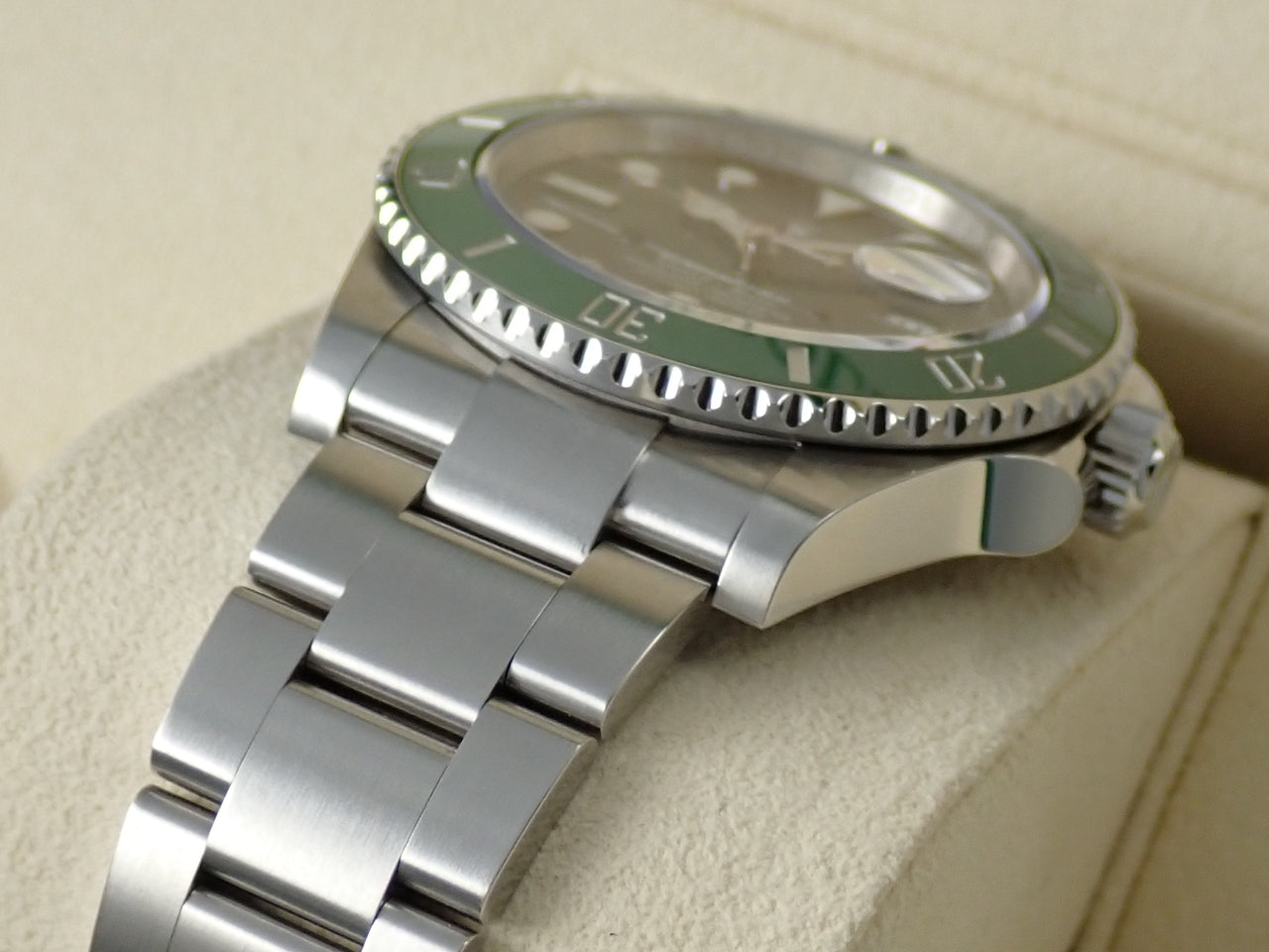 Rolex Submariner Date &lt;Warranty, Box, etc.&gt;