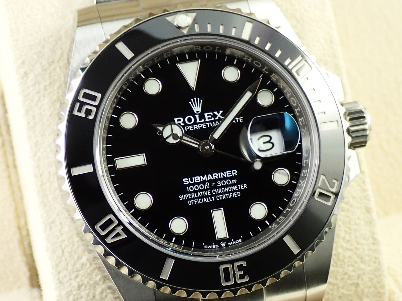 Rolex Submariner Date &lt;Warranty, Box, etc.&gt;