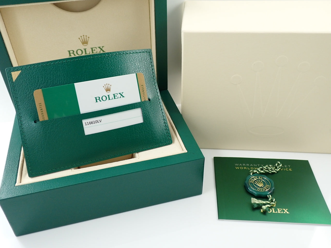 Rolex Submariner Date &lt;Warranty, Box, etc.&gt;