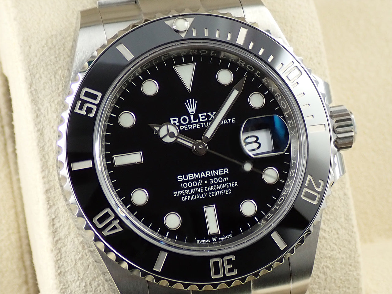 Rolex Submariner Date &lt;Warranty, Box, etc.&gt;