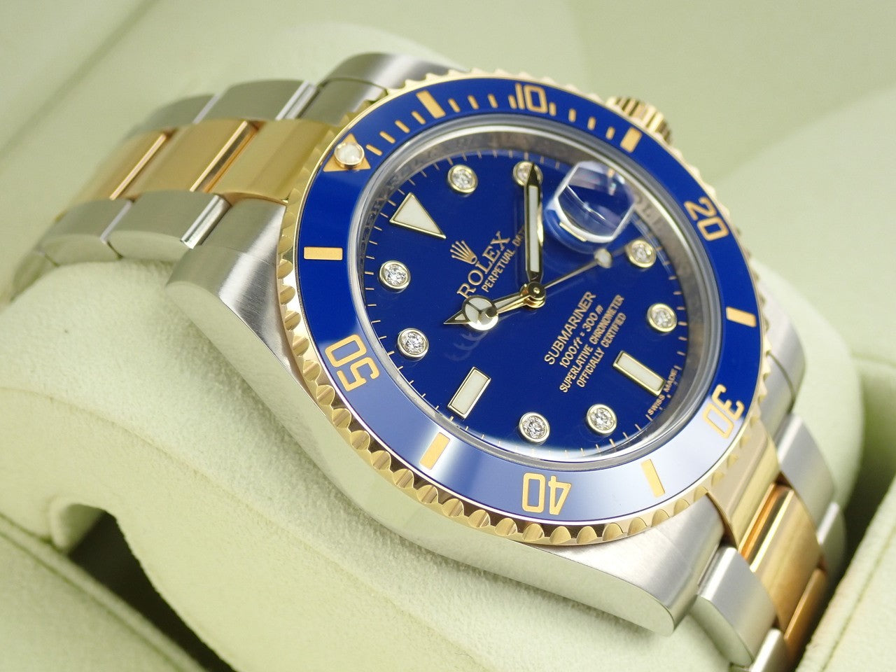 Rolex Submariner Date &lt;Warranty, Box, etc.&gt;