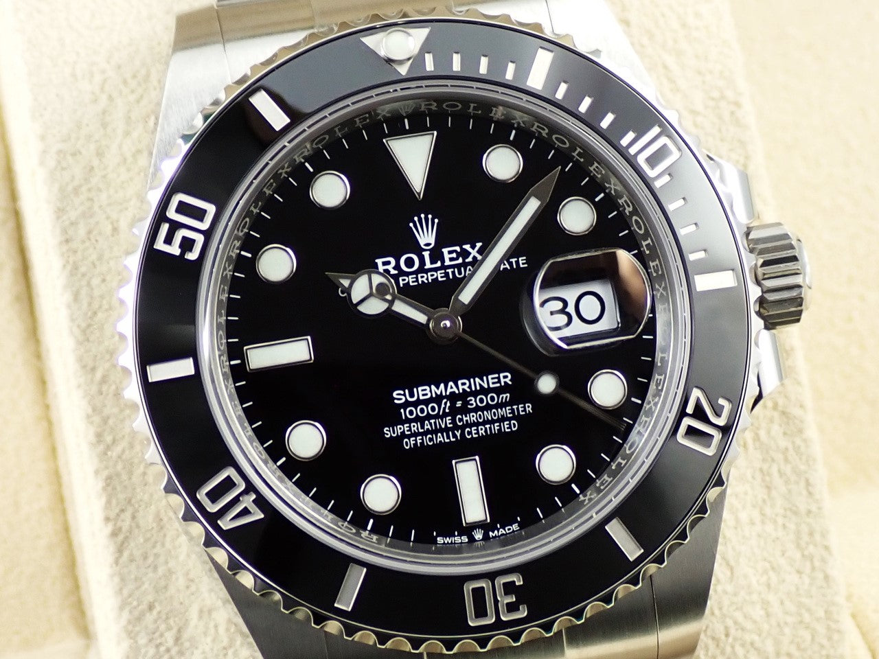 Rolex Submariner Date &lt;Warranty, Box, etc.&gt;