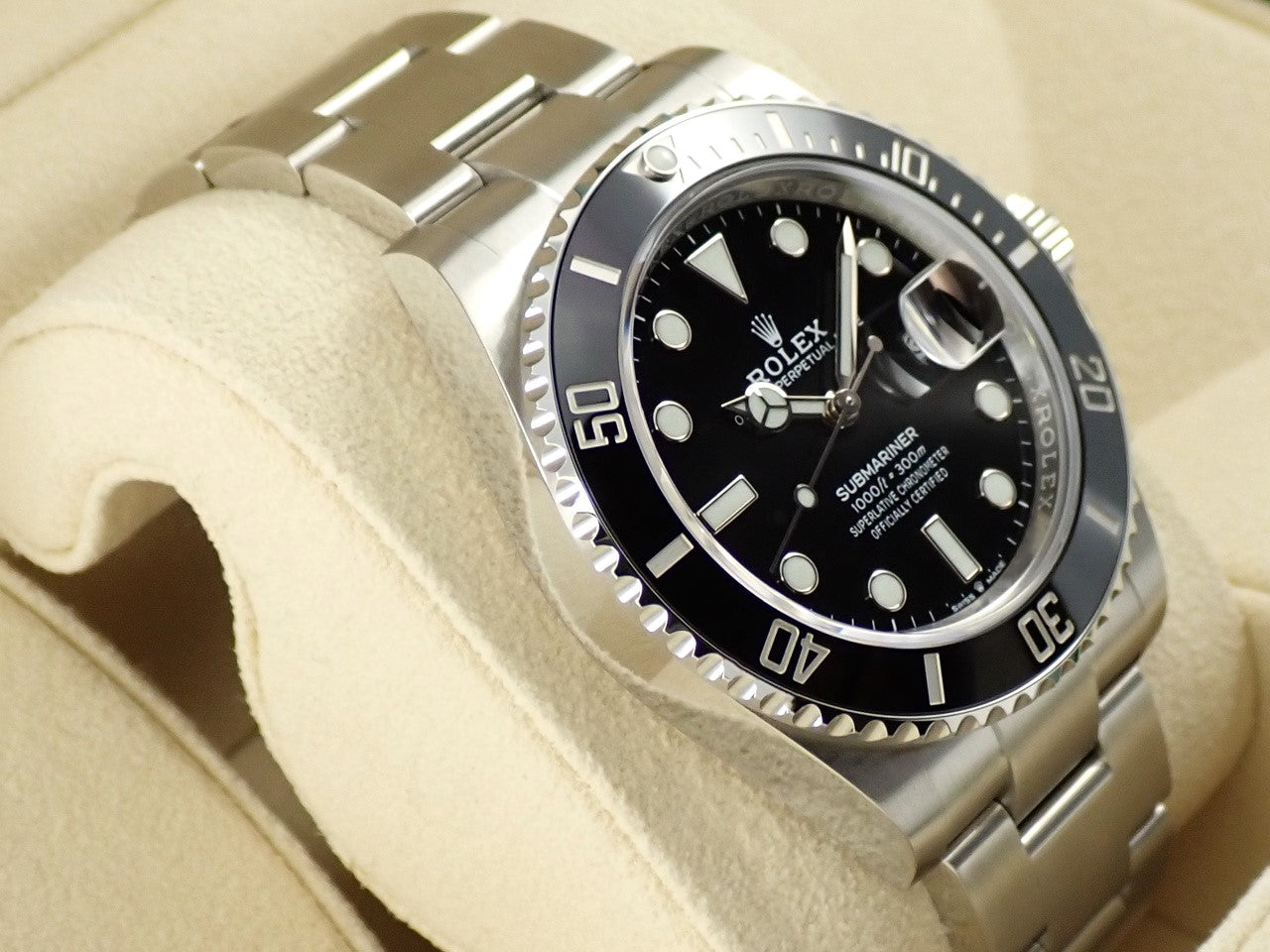 Rolex Submariner Date &lt;Warranty, Box, etc.&gt;