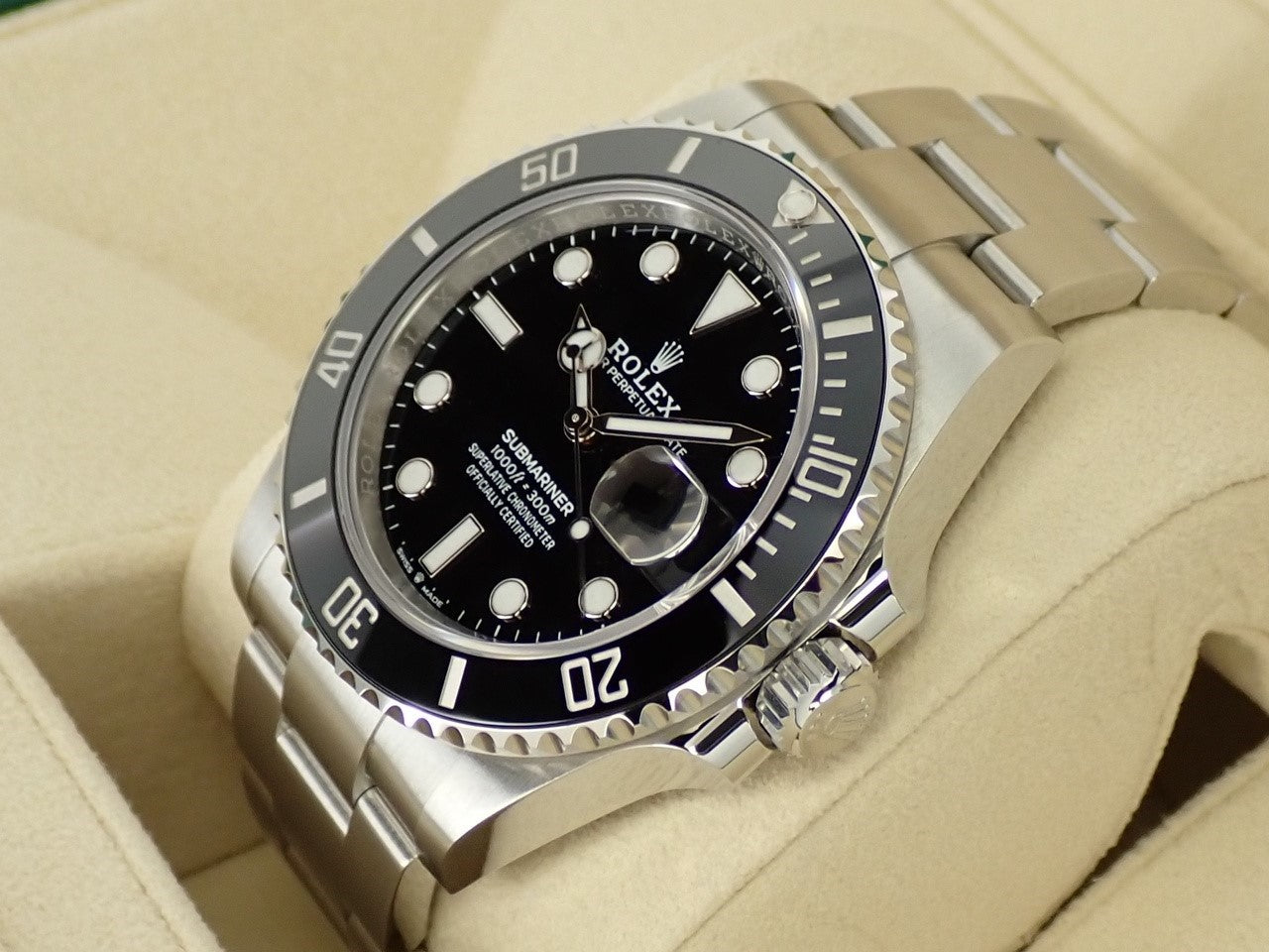 Rolex Submariner Date &lt;Warranty, Box, etc.&gt;