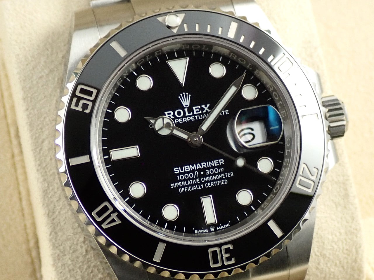 Rolex Submariner Date &lt;Warranty, Box, etc.&gt;