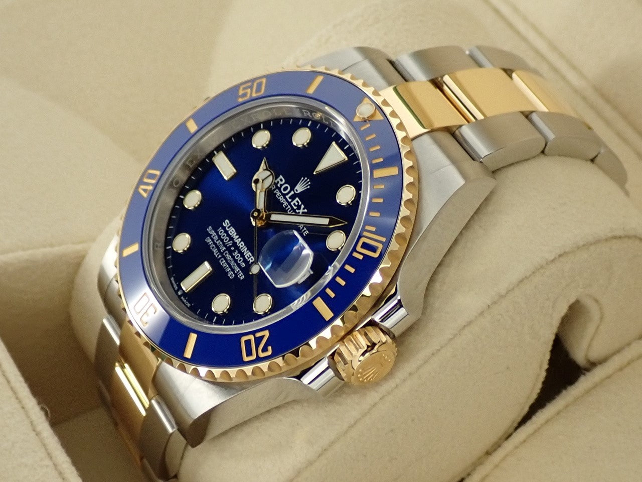 Rolex Submariner Date &lt;Warranty, Box, etc.&gt;