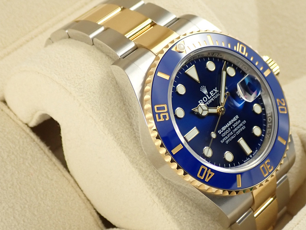 Rolex Submariner Date &lt;Warranty, Box, etc.&gt;