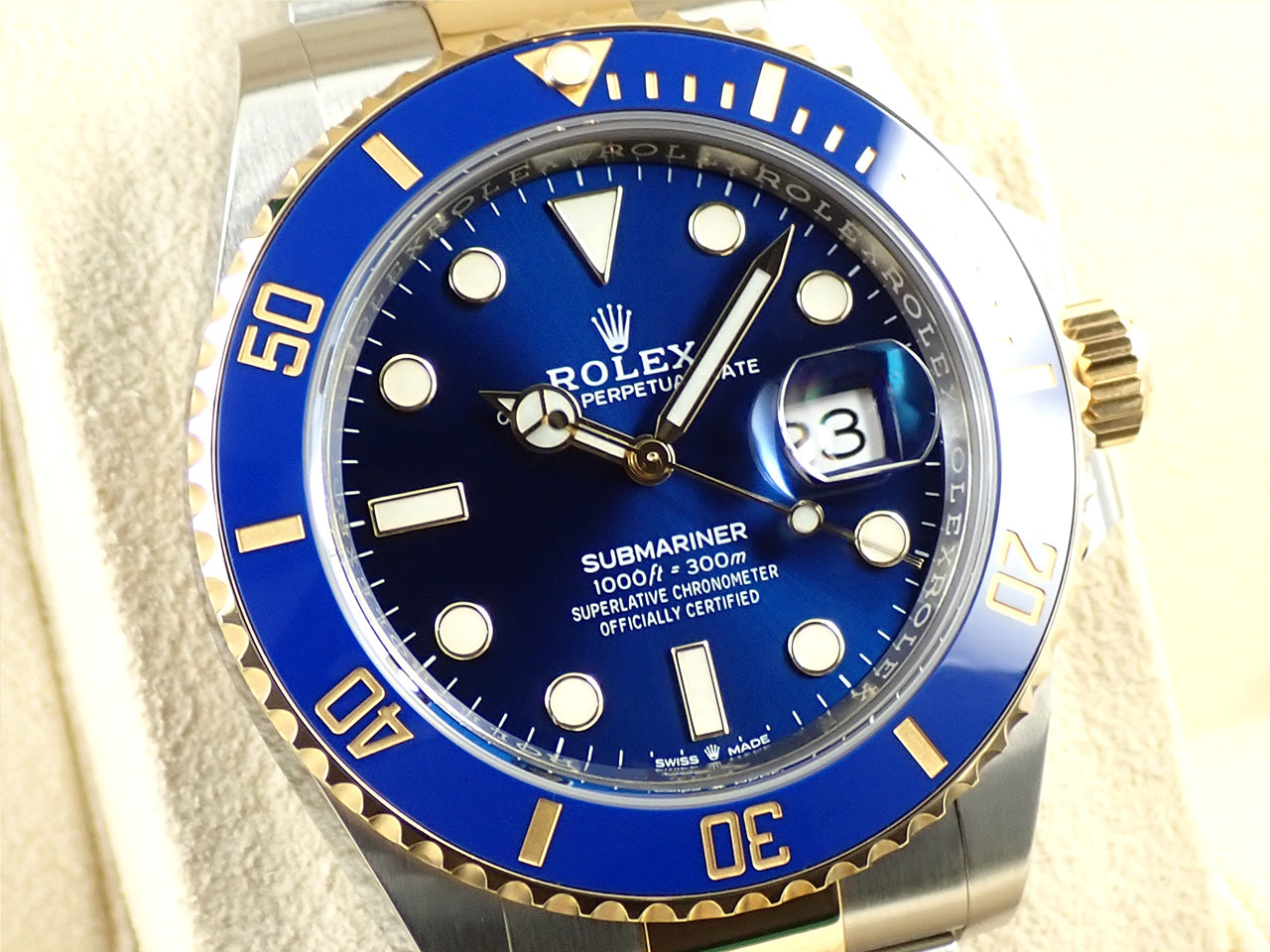 Rolex Submariner Date &lt;Warranty, Box, etc.&gt;