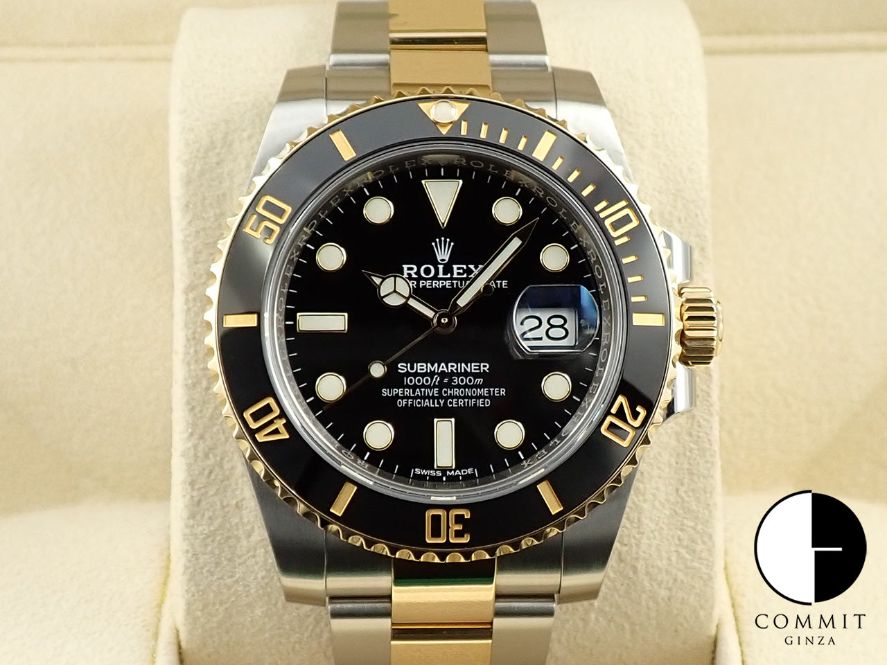 Rolex Submariner Date &lt;Warranty and Box&gt;