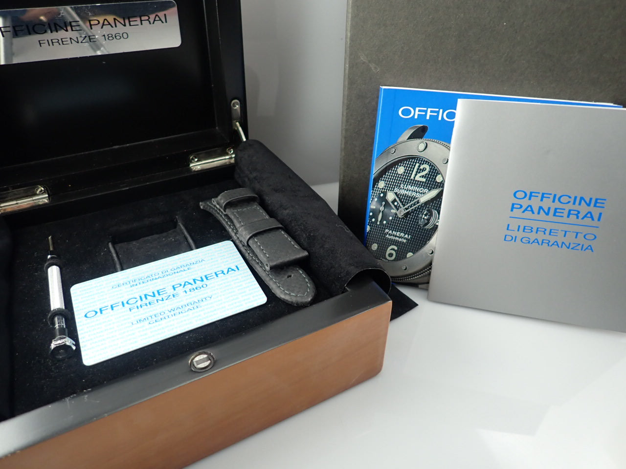 Panerai Submersible &lt;Warranty, Box, etc.&gt;