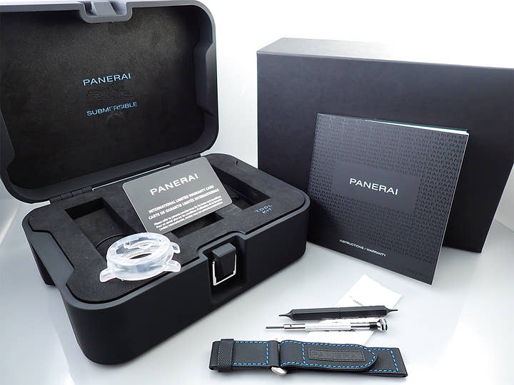 Panerai Submersible Ref.PAM00973 Black Dial Good Condition 92MVZWMY