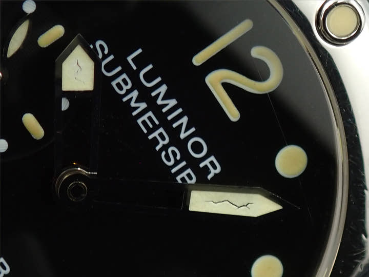 パネライ サブマーシブル Ref.PAM00024 ブラック文字盤 中古 2TA26188
