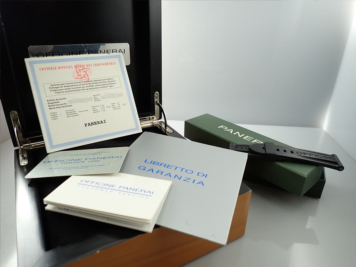 パネライ サブマーシブル Ref.PAM00024 ブラック文字盤 中古 2TA26188