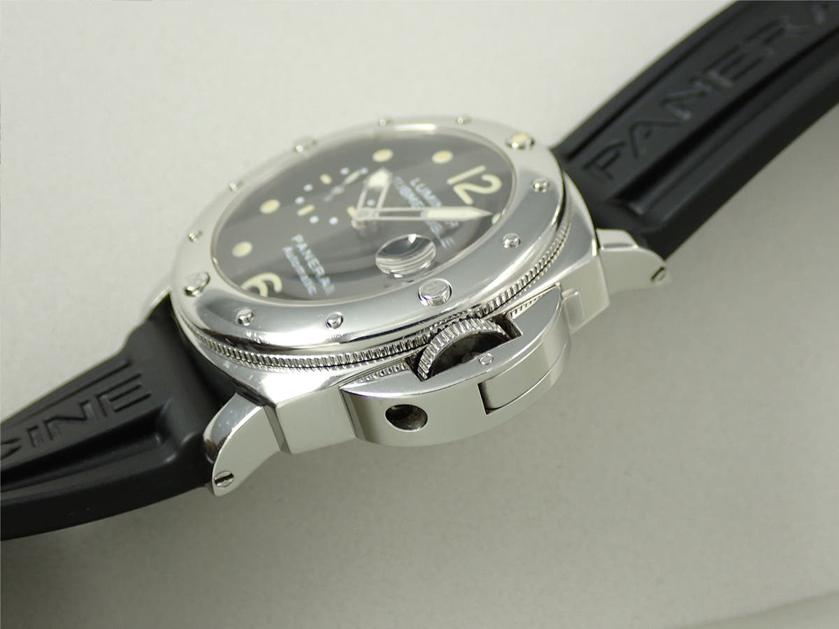パネライ サブマーシブル Ref.PAM00024 ブラック文字盤 中古 2TA26188