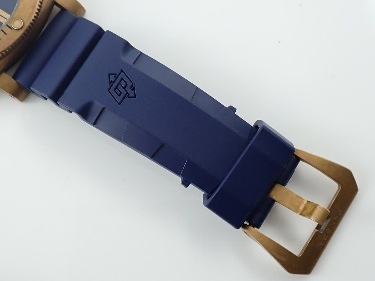 パネライ サブマーシブル ブロンゾ ブルー アビッソ Ref.PAM01074 ブルー文字盤 中古 30HLKUUJ
