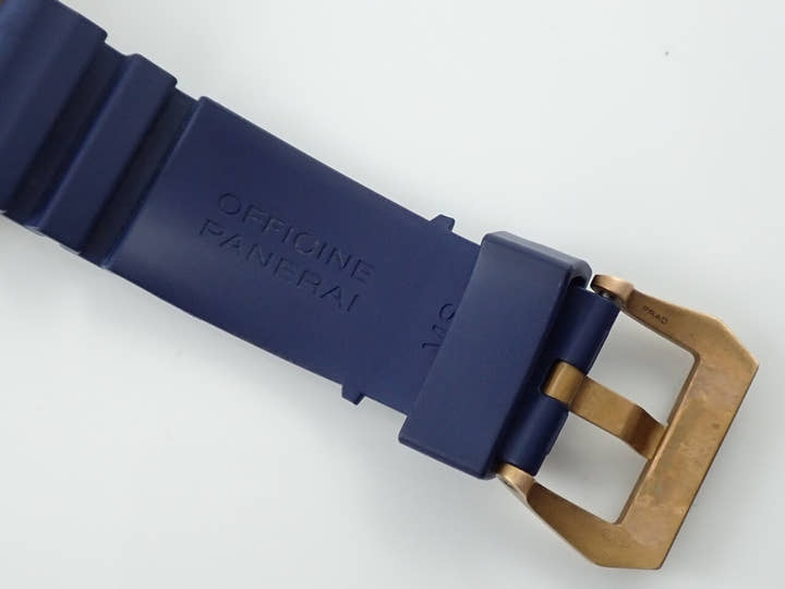 パネライ サブマーシブル ブロンゾ ブルー アビッソ Ref.PAM01074 ブルー文字盤 中古 30HLKUUJ