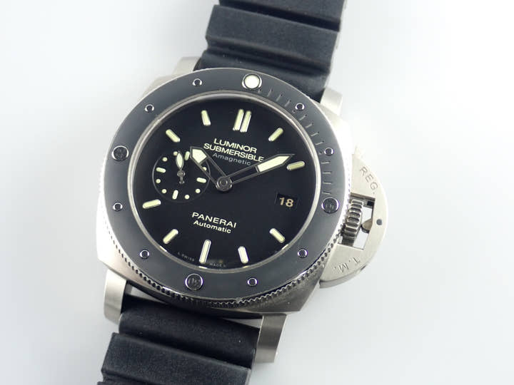 パネライ ルミノール Ref.PAM00389 ブラック文字盤 中古 submersible-5