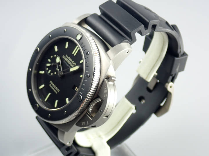 パネライ ルミノール Ref.PAM00389 ブラック文字盤 中古 submersible-5