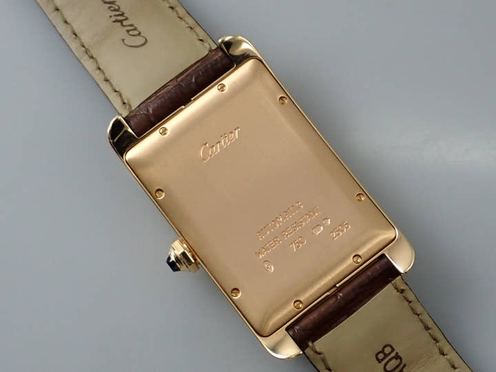 カルティエ タンク アメリカン LM Ref.W2609156 シルバー文字盤 中古 79HS3547